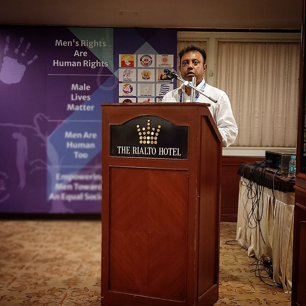 At the 13th Men's Rights National Meet,I had the privilege to hear Mr.
Swarup,the one of the founder of SIF Movement, speak about the powerful history of the movement.

His words ignited a fire within us, empowering us to fight 4 equality like never before.
#13thSIFNationalMeet