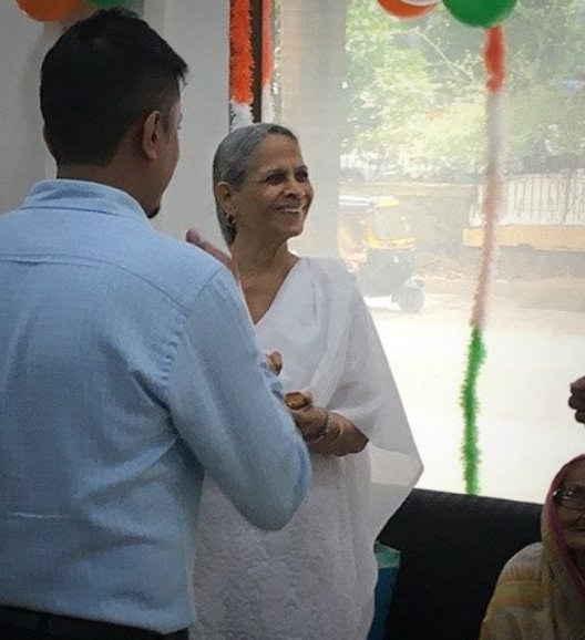 jaadafahoo's tweet photo. may she keep smiling like this, always!🤍 https://t.co/yMDwOMdqAX