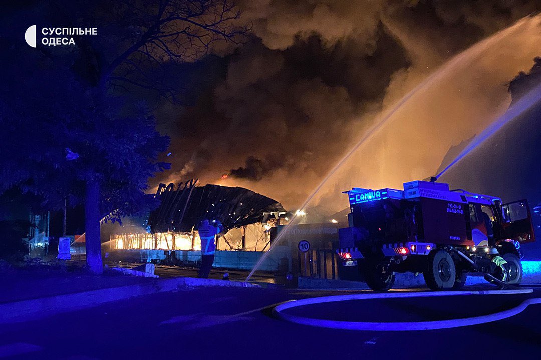 danieilova's tweet photo. The result of yesterday missile attack to Odesa

#RussiaIsATerroristState https://t.co/yqvu7H0ZFO