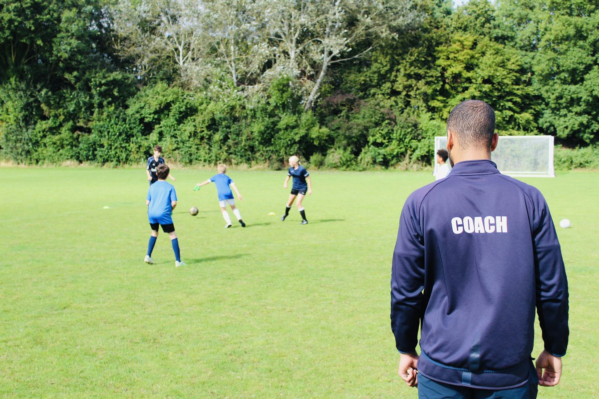 miltonfc_'s tweet photo. MILTON BE A PRO 💙⚽️ 

It’s an exciting week for Milton FC as we kickstarted our week long summer camp 🔥 

A really positive start to the day with lots of learning done during our first morning 🙌🏻 https://t.co/uWBHHSqnTB