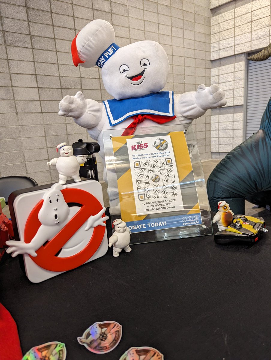 GBLostSpirits's tweet image. #MomentoCon table setup.