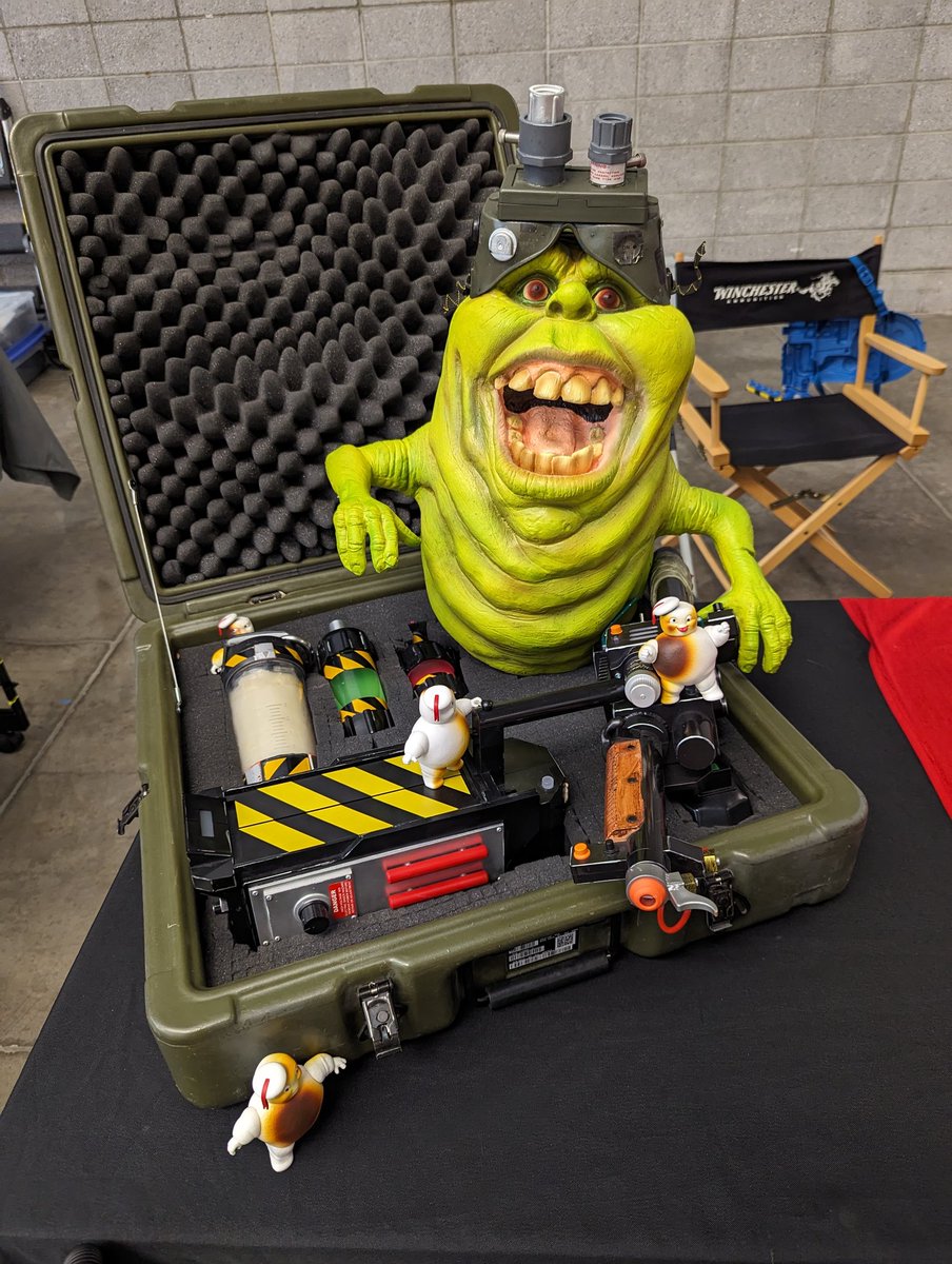 GBLostSpirits's tweet image. #MomentoCon table setup.