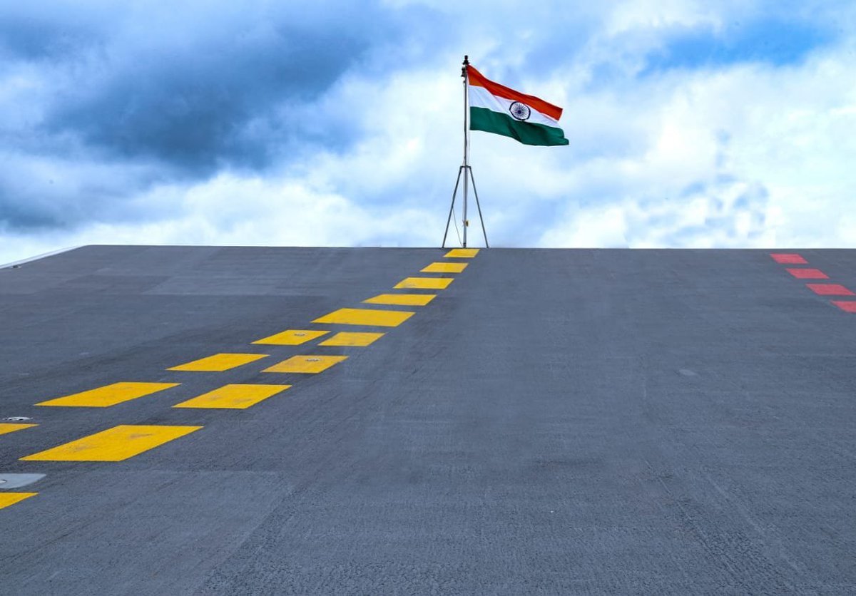 Tiranga - Motivation for every jet which soars from our deck!

#R11  #INSVikrant 

<a href="/indiannavy/">SpokespersonNavy</a>