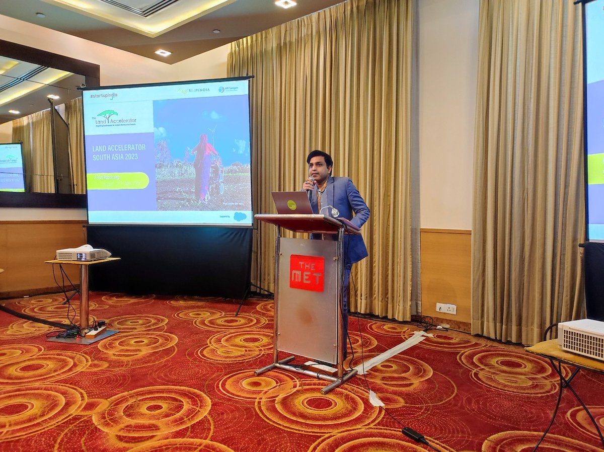 #LandAcceleratorSouthAsia's cohort 2023 in action! Accelerating efforts to restore #forests + #agriculturalland in South Asia with 22 #restoration #entrepreneurs, we kickstarted this year's program at first 3-day bootcamp in New Delhi with <a href="/sangamvc/">Sangam</a> <a href="/startupindia/">Startup India</a> and <a href="/salesforce/">Salesforce</a>.
