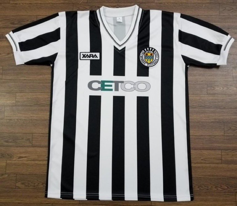 RetroSaints3's tweet photo. Cetco shirts have arrived 🖤 🤍 

Will arrive this week 

Also got replacement 87 cup shirts that are being sent out 

@CairtersSMFC https://t.co/93IKNmp7it
