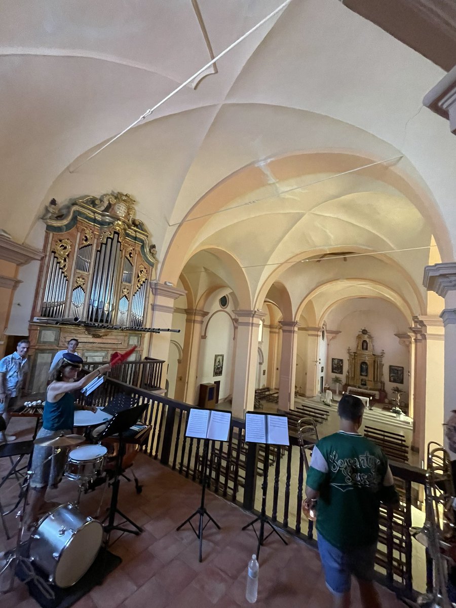 spainopenbrass's tweet photo. Más fotos en la iglesia de Villar de Cañas, esta tarde nos vemos a las 19:00!🫡😄

🥳🎺🎹🥁
.
.
.
#openbrass #spainopenbrass #brass #trumpet #trombone #drums #stomvi #upsound #upsoundexperience #music https://t.co/A9P4CGawCq