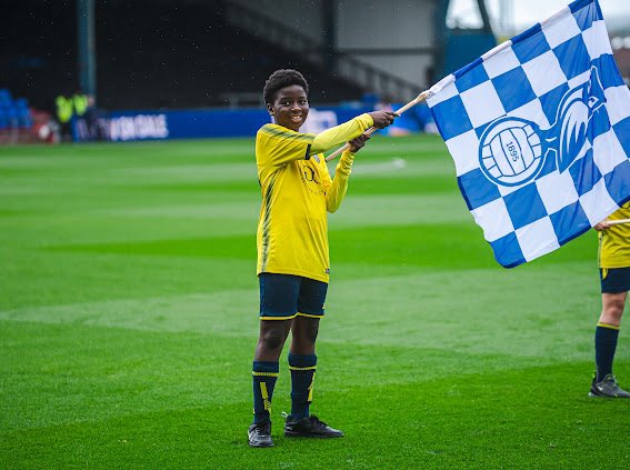 OfficialOACT's tweet photo. Back at Boundary Park 💙

✅ Mascots
✅ Flag Bearers
✅ Charity Spotlight 

📸 @phillsmithphoto 

#OACT | #OAFC https://t.co/wUy9gA8iiH