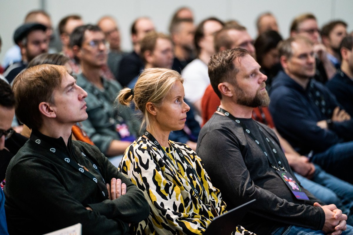 New episode from <a href="/KodSnack/">Kodsnack</a> featuring one of our speakers from Øredev 2022, <a href="/cliffhazell/">Cliff Hazell 🚀</a>. 
Listen everywhere fine podcasts are available or at kodsnack.se/535/ 🎧

If you want to catch up with Cliff's presentation from Øredev 2022 👉youtube.com/watch?v=ZozkrO…