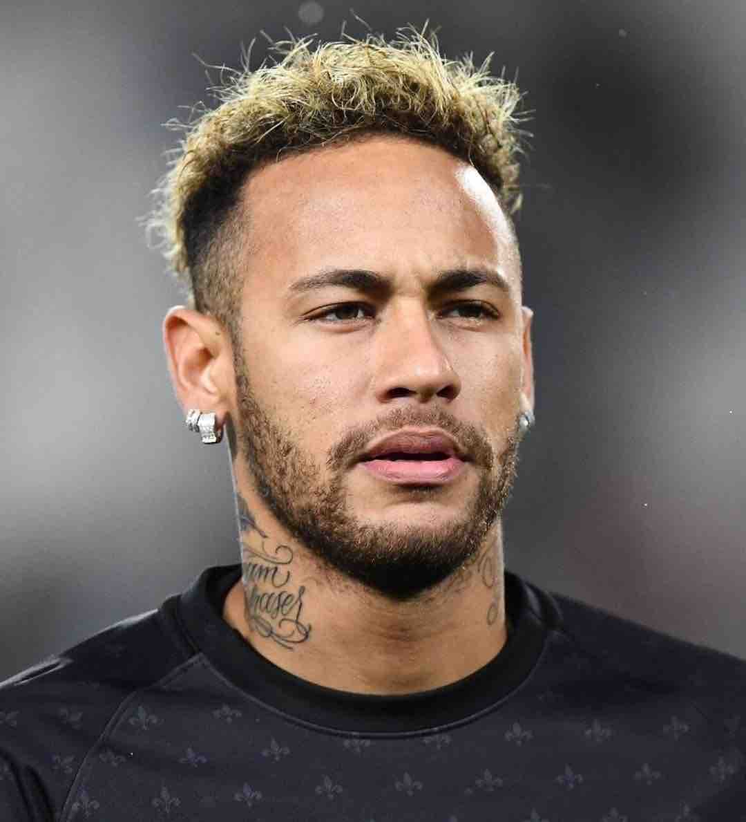 BarcaTimes's tweet image. 🚨🎖️| Everyone in Barcelona was convinced to sign Neymar. Laporta, Alemany and Rafa Yuste wanted the player but it was not possible for one reason: Xavi. He was not sure about the choice of Neymar. [@FabrizioRomano] #fcblive 🇧🇷