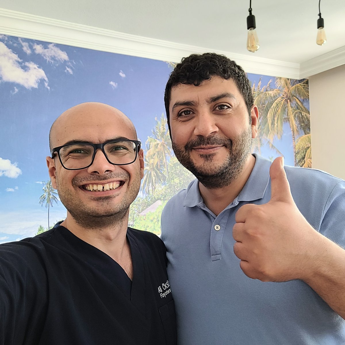 AFizyoterapi's tweet image. Boyun ağrısı şikayetiyle kliniğimize gelen Ali Bey&apos;e manuel terapi teknikleri ve egzersiz programıyla yardımcı olduk. Kendisine sağlıklı günler dileriz.

🩺 Fzt.Ali ÖKSÜZ
📞 +90 (530) 373 66 89
📩 iletisim@antalyafizyoterapi.com #KaslarınaİyiBak

#AntalyaFizyoterapi #manuelterapi