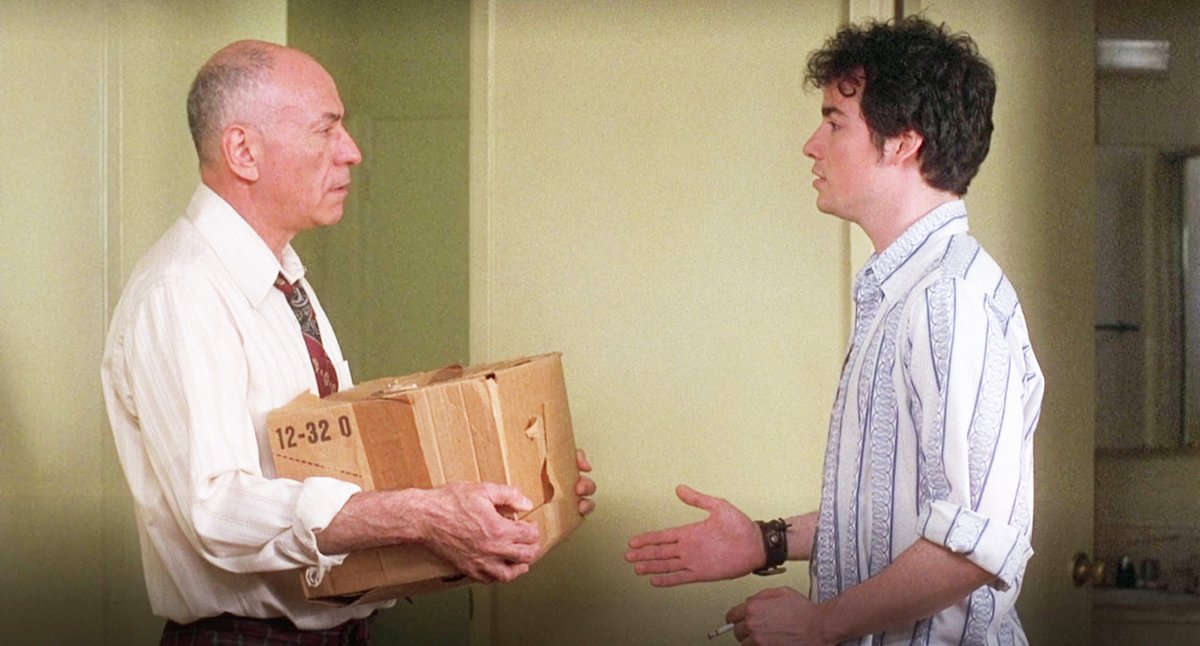CONELRAD6401240's tweet photo. Tamara Jenkins' classic THE SLUMS OF BEVERLY HILLS starring @nlyonne, #AlanArkin (R.I.P.), #MarisaTomei, @Davidkrumholtzy, @KevinFCorrigan, #CarlReiner (R.I.P.), #RitaMoreno, #JessicaWalter (R.I.P.) and #JayPatterson opened #OTD in 1998. https://t.co/19Ykeyz9FE