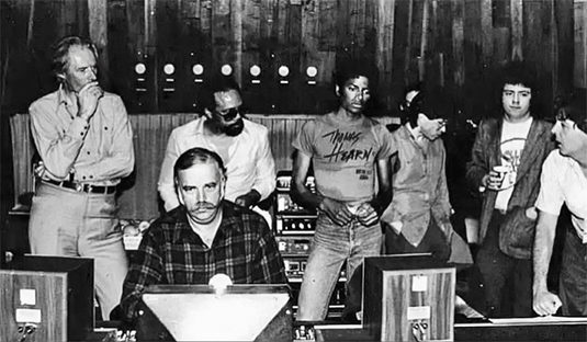 Imagine being in the control room at Westlake Studio A in 1982, surrounded by legends like George Martin, Bruce Swedien, Quincy Jones, Michael Jackson, Jeff Porcaro, Steve Lukather, and Paul McCartney. All gathered around the Harrison 32C console. What a dream team!😊