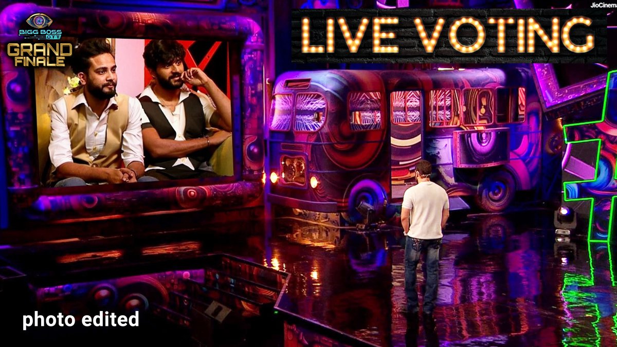 BollySpy's tweet photo. #BiggBossOTT2: In the latest updates, an exciting twist awaits with live voting, pitting the ultimate contenders, #AbhishekMalhan #ElvishYadav, in the final showdown. 

Who do you believe will emerge victorious?d
RT 🔄 Abhishek
LIKE ♥️ Elvish https://t.co/NCjAyVdgUV