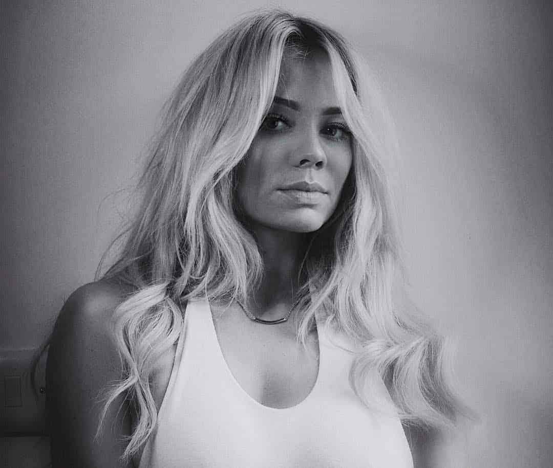 stormdjs's tweet image. #DJAlfie is one of the UK&apos;s top female DJs! #OpenFormat #House #Techno #RnB #Commercial #Chart #StormDJs
storm-djs.com/djs/dj-alfie/