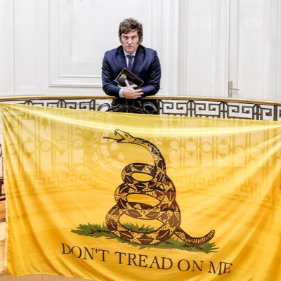 liberal_efe's tweet photo. #YeniProfilResmi https://t.co/wV7ppXjtcN