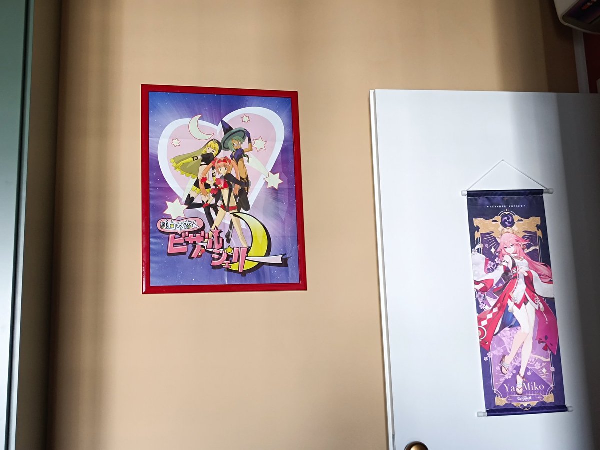 JINKOS_COSPLAY's tweet photo. Finally, after almost two years I was able to hang my four No More Heroes @LimitedRunGames Edition framed posters in my TRAVIS' ROOM!
Do you like @suda_51 ?
I will wait a possible No More Heroes 4 from @Grasshopper_EN / @Grasshopper_JP .
#NoMoreHeroes #suda51 #nmhday #ghm #motel https://t.co/xNFQwM1dxF