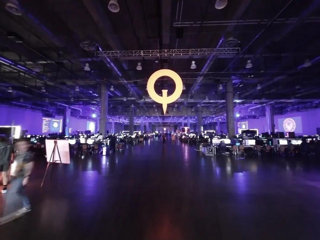 Agentdubs's tweet photo. Quakecon 2023 was like a high school reunion after Covid. #Quakecon2023 

Already miss it and and reality is hitting hard today.

#quakefamily https://t.co/NxQFrP4epN