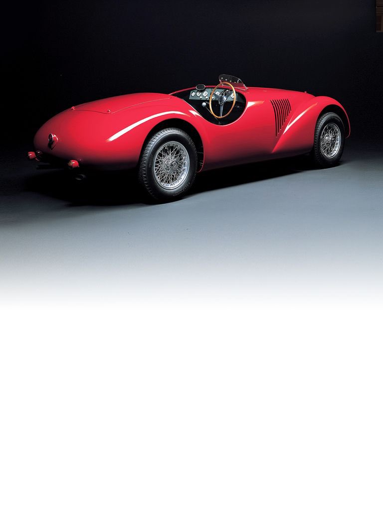 MRKONS's tweet photo. Un día como hoy, pero de hace 35 años Enzo Ferrari, mejor conocido como el commendatore, dejó el plano terrenal.
Ferrari es una marca que TODO el mundo conoce -sean o no fanáticos de los autos-.
Dejó un enorme legado y una serie de vehículos emblemáticos.
Su primera creación el 125 S de 1947 y su último coche el F40 de 1988.
#ChoroHistorico @FerrariMexico