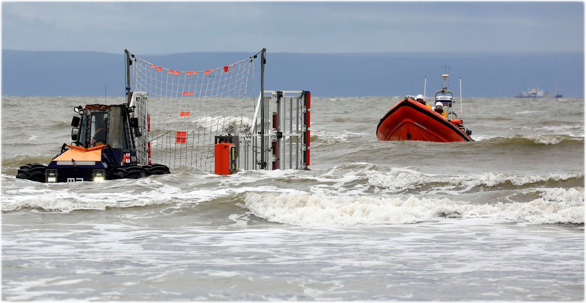 PorthcawlRNLI's tweet photo. Our volunteer crew practicing net recovery onboard our Atlantic 85 'Rose of the Shires' yesterday morning. This recovery method is used when conditions aren't suitable for a stern first recovery.
π· Stephen Jones / Porthcawl RNLI
#RNLItraining https://t.co/I9ibOMqL75