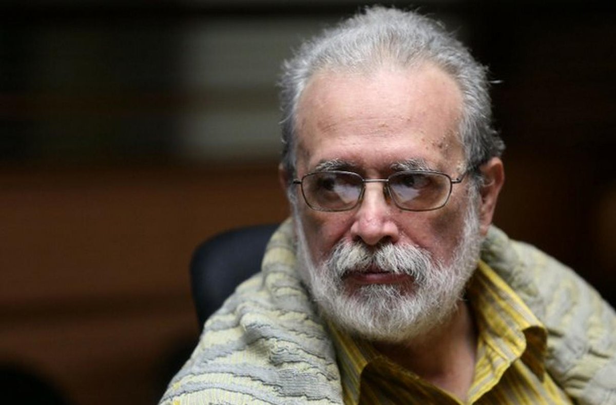 Lamentable enterarnos del fallecimiento de Roberto Hernández Montoya <a href="/rhm1947/">Roberto Hernández Montoya</a>, inmenso camarada, escritor, presidente del <a href="/Celarg/">Fundación Celarg</a> y, en muchas ocasiones, defensor de las tecnologías libres. Mis condolencias a sus familiares y amigos.