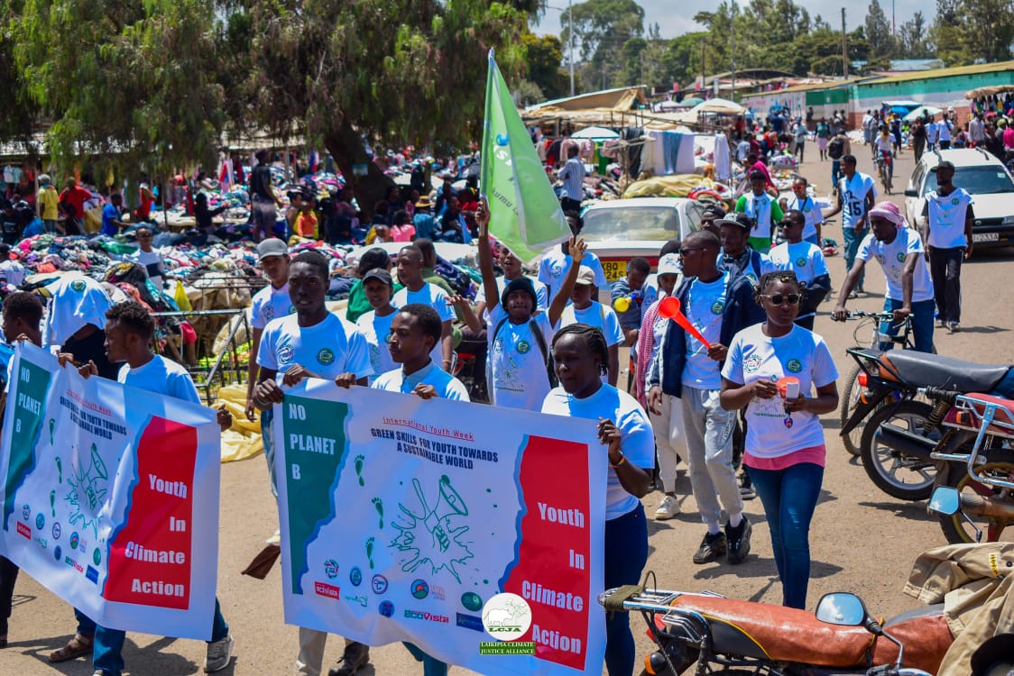actnow_kenya's tweet photo. From #speakingout to #EarthWalk to #Declaration. This week has been a milestone as #Youth #Organizations in #Laikipia convene to #celebrate #learn  and #develop new #ActionPoints  for a #SustainableFuture
#YouthDay 
#InternationalYouthDay 
#Youth4ClimateAction031
#ClimateAction https://t.co/hn4ODVd1oP