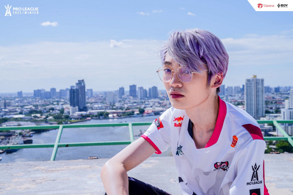 GarenaRoVTH's tweet photo. ไปถ่ายวิดีโอเปิดตัว❌
ไปถ่ายรูป���งไอจี✅
#RPL2023Winter #RoV https://t.co/SytBHSuVmH