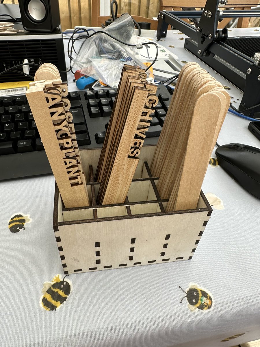 GBmfg_Neil's tweet photo. Anyone sick of my laser cutting/engraving posts yet??!! 😂

After much faffing with kerf offsets I made this box for holding stock (and some blanks) of the plant/herb markers 😊

Excuse the messy table, needs tidying 👍😬

#1stProject #maker #success https://t.co/gmW3qE2Ou1