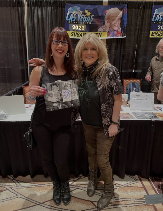 Happy Birthday Susan Olsen! 🎈 #cindy #bradybunch #HappyBirthday https://t.co/AzGZH1DeMf<a href="/tag/cindy"class="tags">#cindy</a><a href="/tag/bradybunch"class="tags">#bradybunch</a><a href="/tag/happybirthday"class="tags"><span>#happybirthday</span></a>