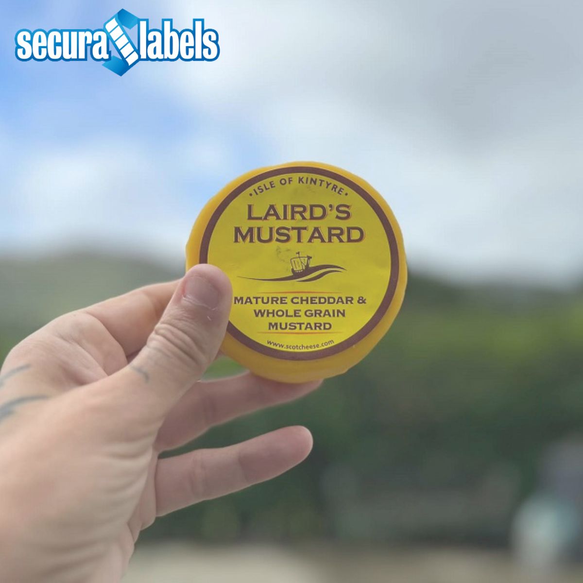 More in our series of spotting 'our' labels in the wild, this one spotted and caught in Scotland!

#labels #labeling #labelingsolutions