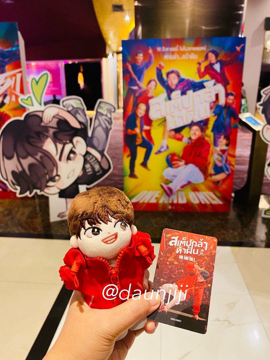 daunjiji's tweet photo. ดูหนังน้องป๋องานคุณก้อยสนุกมากค่ะ ดูกับแฟนป๋อก็จะฟินฟินกันไป มีอารมณ์ร่วมตลอด ชอบฟิวของทุกคน ดีใจที่ได้เป็นส่วนหนึ่งในงานนะคะ ถ้ามีอีกก็ไปอีกค่ะ 😙 @2Cool2Sweet
#OneandOnlyPavalaiEdition https://t.co/YV37ny3wGp