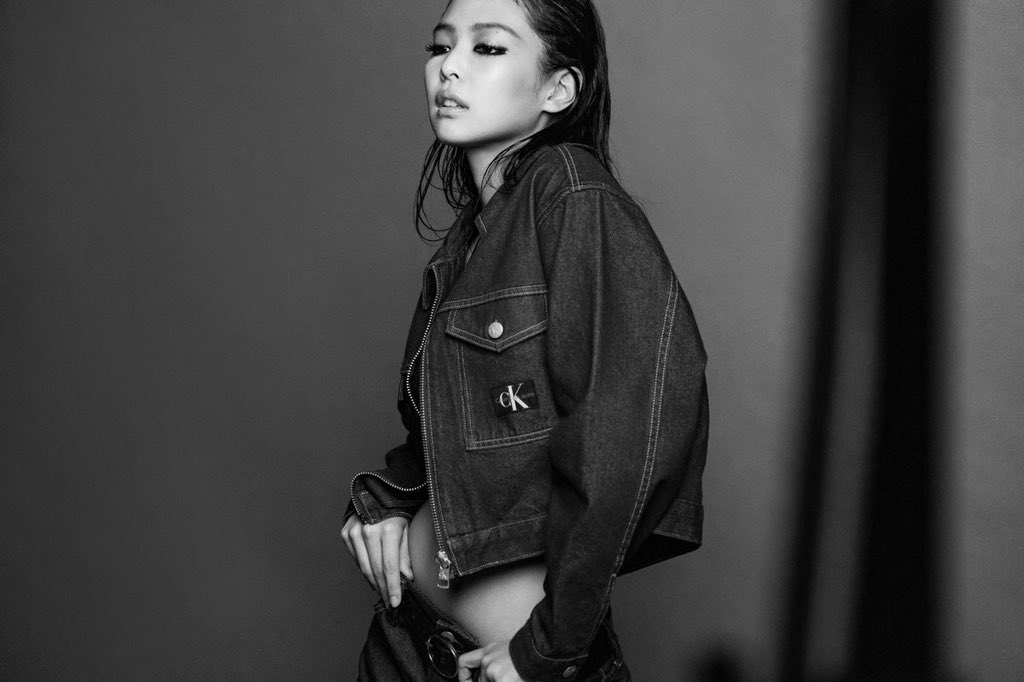 BBU_BLACKPINK's tweet photo. #JENNIE for CALVIN KLEIN 

JENNIE FOR CALVIN KLEIN
#JENNIExCalvinKlein @BLACKPINK https://t.co/QGTb7o5Y7F
