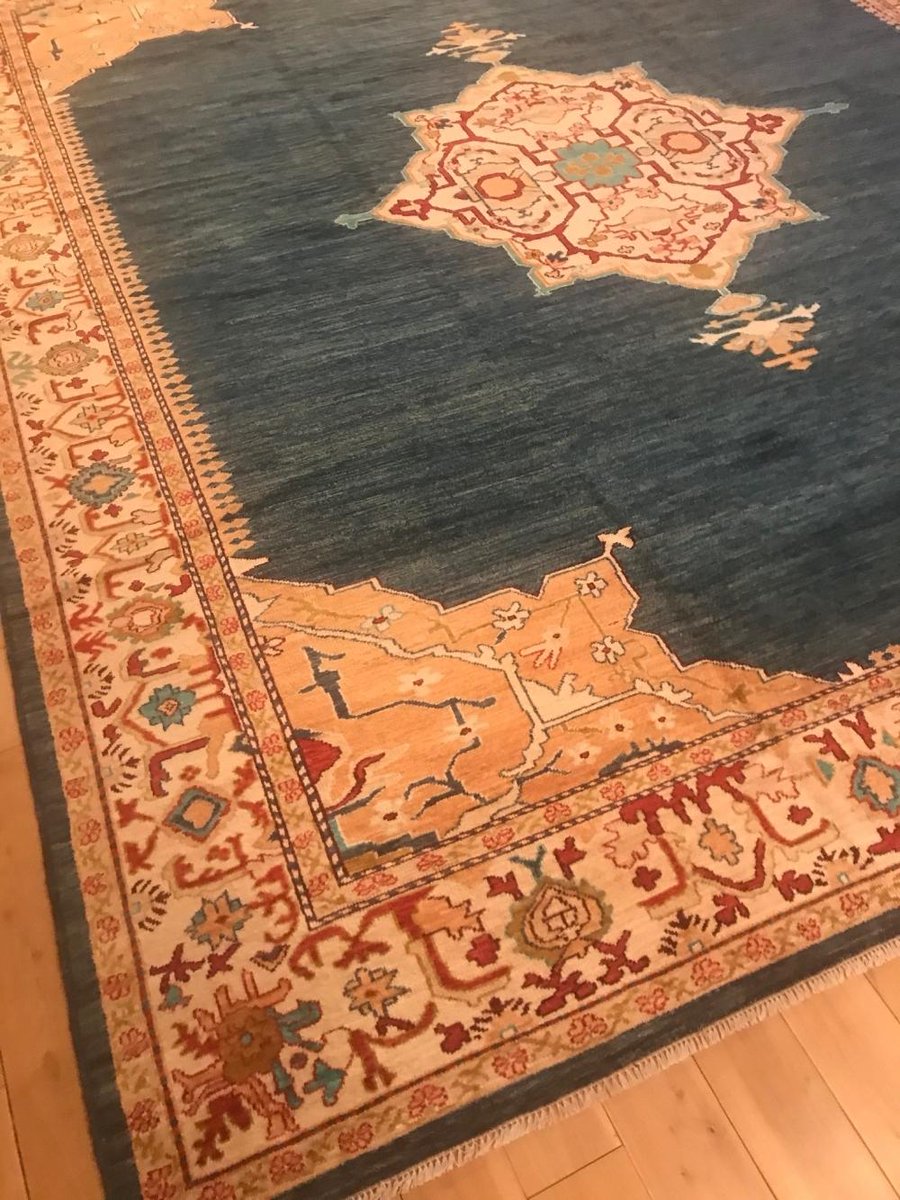 SheppardsDurrow's tweet photo. This fine west Anatolian Ushak carpet; €3,000 - €5,000 is for sale at our auction tomorrow Tuesday in #durrow #sheppardsirishauctionhouse #OnlineAuction #knocksaintlour #cashel #antiques #anatolianrug #anatoliancarpet #ushakcarpet #ushakcarpets #anatoliancarpets #ushakrug https://t.co/JmRGv1BEk3