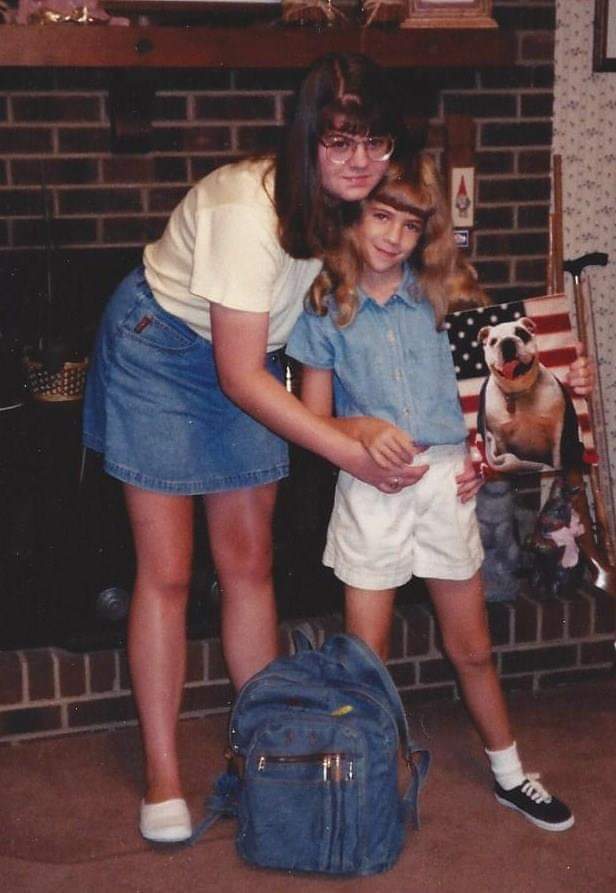WendyJaneO's tweet image. Happy First  Day of School! This was the First Day of School for the 1997-98 School year. My how time flies, Melanie was a Senior, Megan in 2nd grade. #MAfirstday!