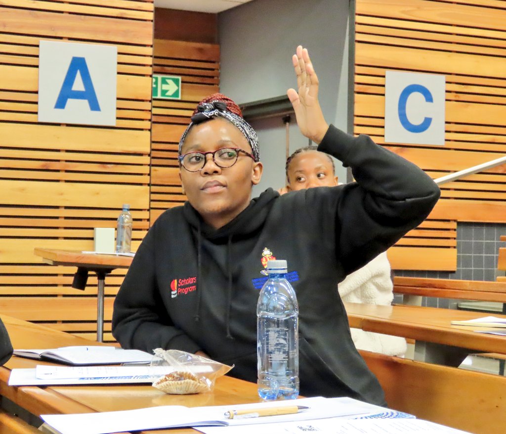 FES_SouthAfrica's tweet image. Democracy is not just about voting. It is also about citizen engagement and participation between election cycles.

 Democracy is everyday practice!
@UP_SRC @YouthLabZA
@rivonia_circle

#DemocracySchool  #Youthagency #Internationalyouthday