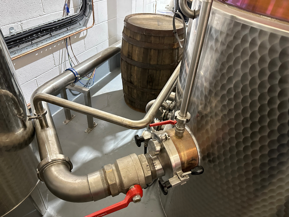 amsauctionsuk's tweet image. 2019 Kothe 400 Litre Copper Still Online Auction - Sale Closes: Friday 18th August 2023 at 1pm buff.ly/44nNmiJ #Kothe #Still #CopperStill #Distilling