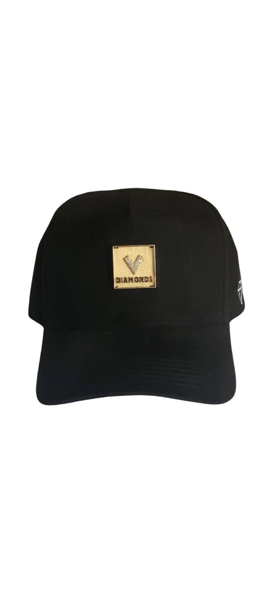 VDIAMONDSLA's tweet photo. New product 🚨 Experience Luxury like never before with our Black Suede Diamond hat and 18k gold crafted logo. https://t.co/EgIj7qmBZs