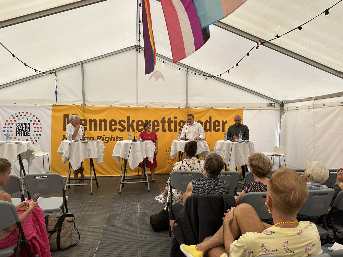 Sex & Samfund (@sexogsamfund) on Twitter photo Dette er den sidste <a href="/CopenhagenPride/">Copenhagen Pride</a> inden EP-valget 🏳️🌈🇪🇺 Lad det være en påmindelse om, at vi som vælgere kan sikre, at der fortsat er danske politikere i #EU, som kæmper for seksuelle og reproduktive rettigheder <a href="/EPF_SRR/">EPF</a> #eupol #dkpol #srsr Dette er den sidste <a href="/CopenhagenPride/">Copenhagen Pride</a> inden EP-valget 🏳️🌈🇪🇺 Lad det være en påmindelse om, at vi som vælgere kan sikre, at der fortsat er danske politikere i #EU, som kæmper for seksuelle og reproduktive rettigheder <a href="/EPF_SRR/">EPF</a> #eupol #dkpol #srsr