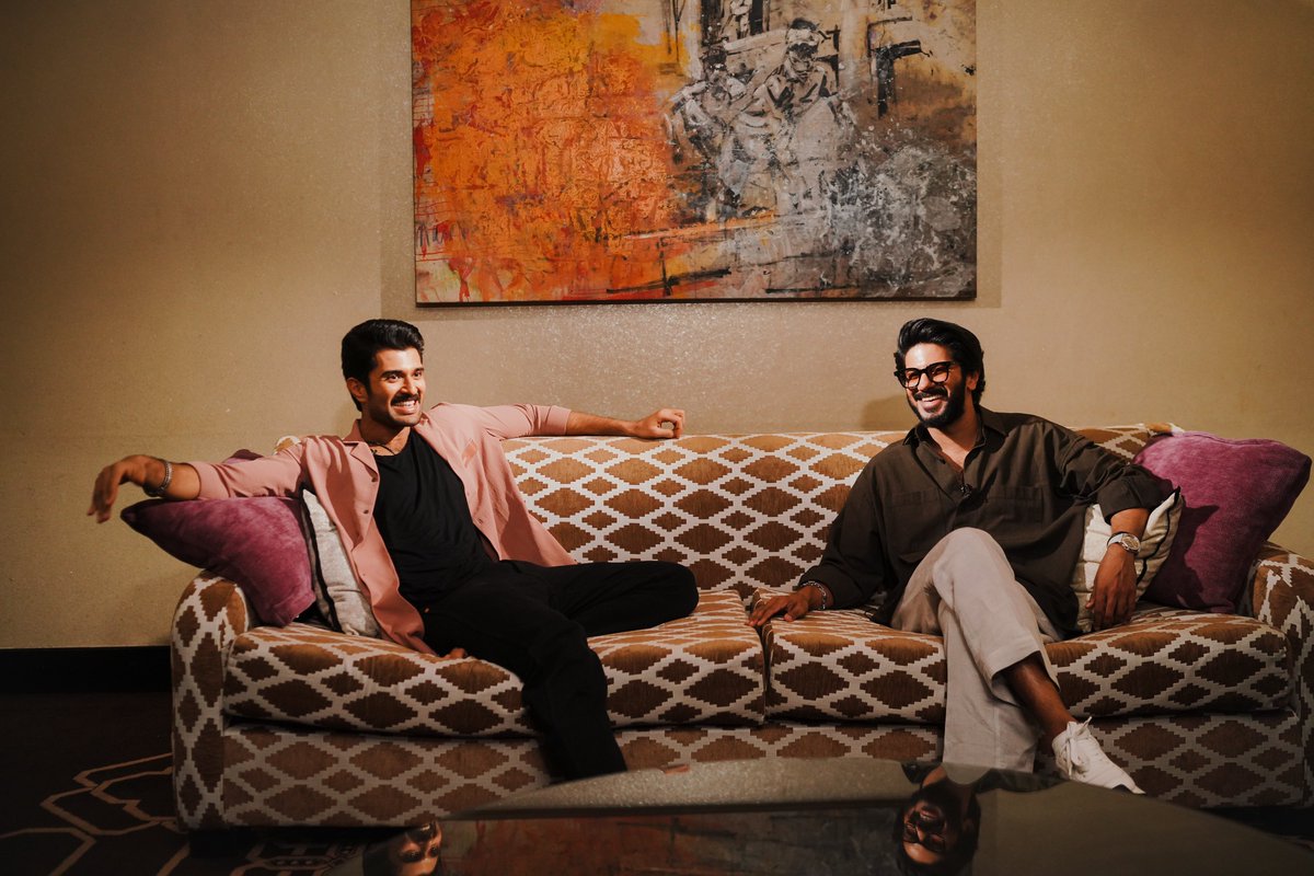 zeestudiossouth's tweet photo. King x Rowdy 😎🔥

@dulQuer @TheDeverakonda https://t.co/Dm4QF2qpam