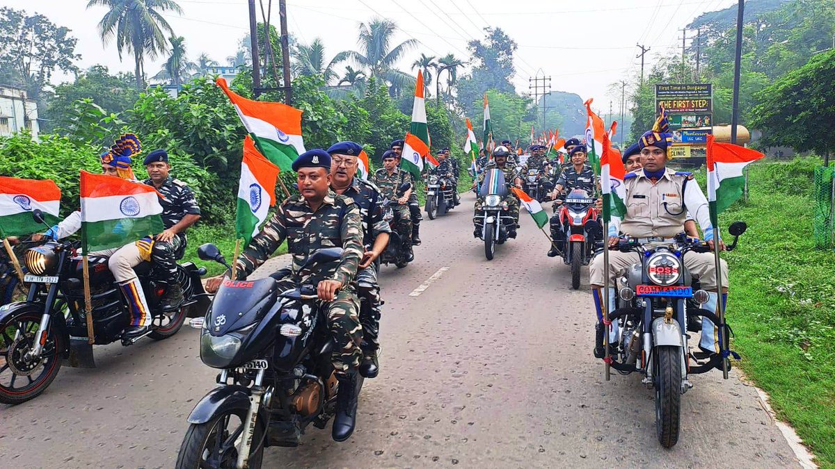 Har ghar Tiranga campaign by GC CRPF Durgapur and Bike rally/cycle rally/ walkthon programme have also organised from GC Campus Durgapur to B1 Morh, Bhagat Singh Chowk, City Centre, Chandidas and nearby village pardoi /Ispatpally and flag distributed  in village/ school etc