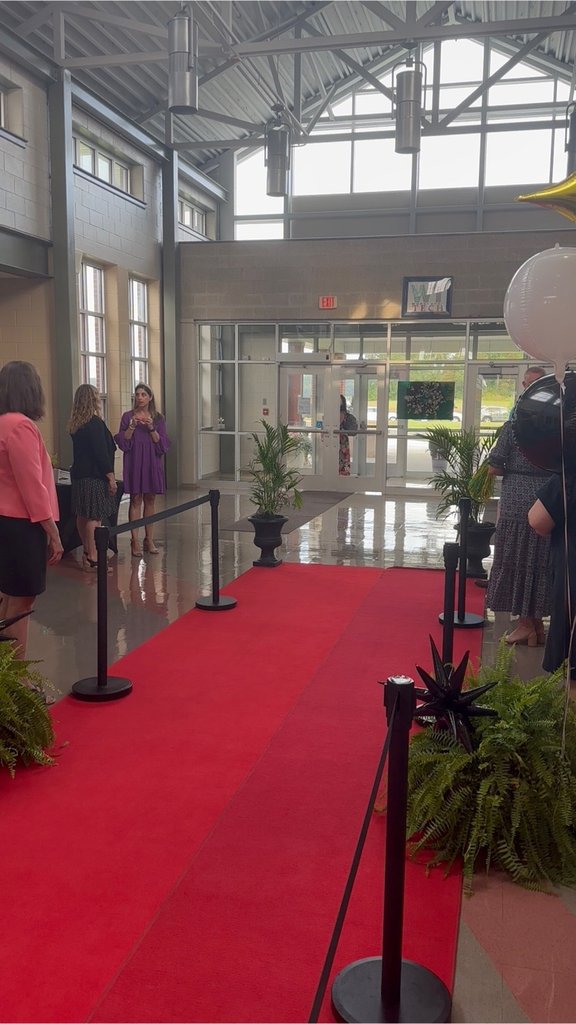 WorcesterSystem's tweet photo. In Worcester, we are proud to roll out the red carpet to welcome our new teachers! #WelcomeToWorcester #HiringClassOf2023 #WeAreWorcester https://t.co/oYVk9X5Ecf