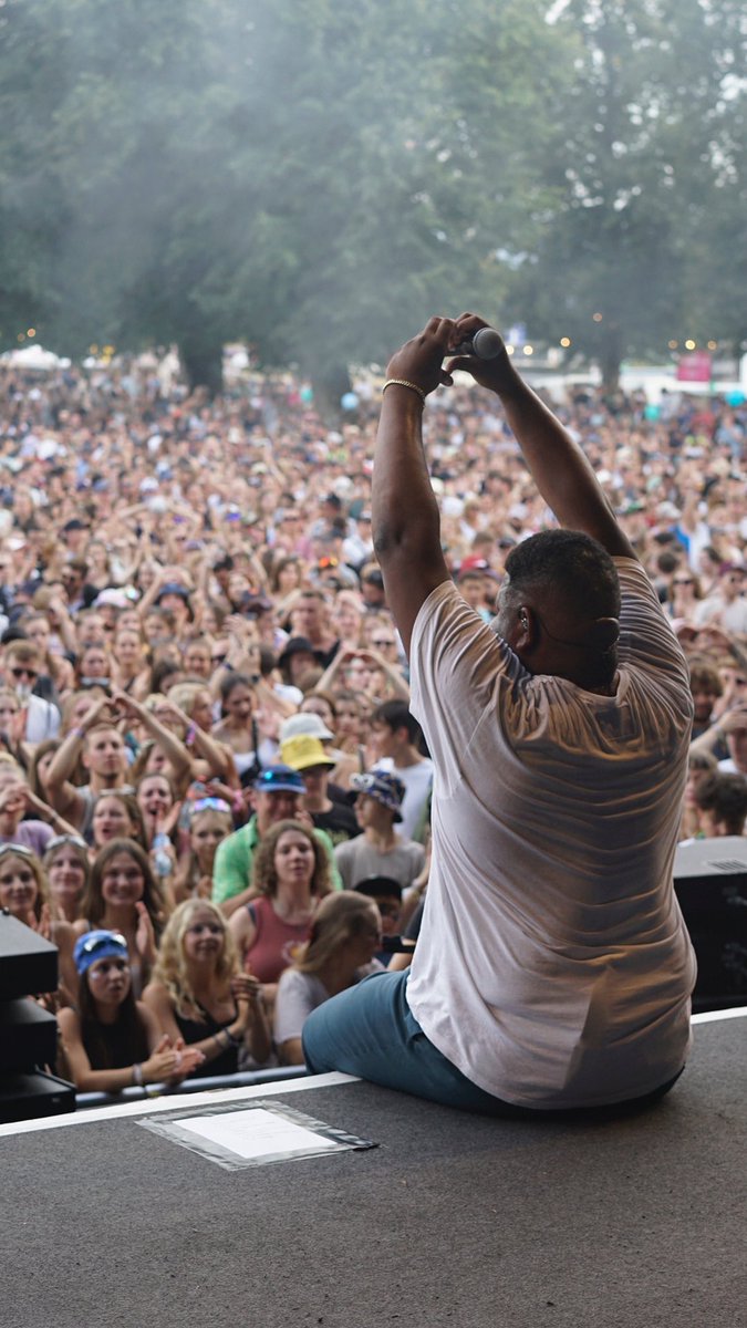 RayDaltonMusic's tweet photo. My head is still stuck in the clouds after @heitereopenair festival. It's such a gift to see so many people sing along with me..

Thank you so much for having me.
Love, Ray❤️ https://t.co/56Ntxn1Tr7