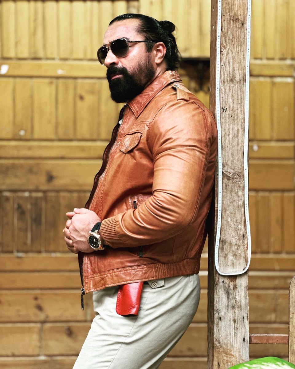 AjazkhanActor's tweet photo. We emphasize so much on external beauty that we often neglect our internal self. Remember, the Almighty looks at the state of our hearts. He doesn’t look at our figure nor the body. So before hearts become diseased, ugly and unhealthy, let us strive to purify them. https://t.co/M8E3cVPTCL