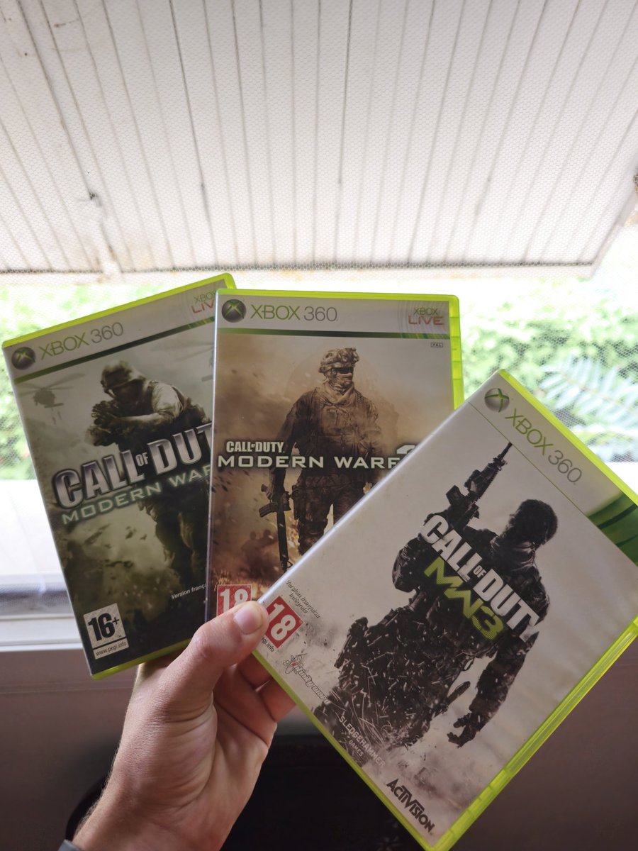 Im_Simia's tweet photo. Retour sur ces 3 pépites ! Compliqué maintenant que je ne joue plus vraiment aux fps 😅
Mais toujours autant plaisant comme gameplay, surtout par rapport à la simplicité du jeu ! https://t.co/odvt76phmh