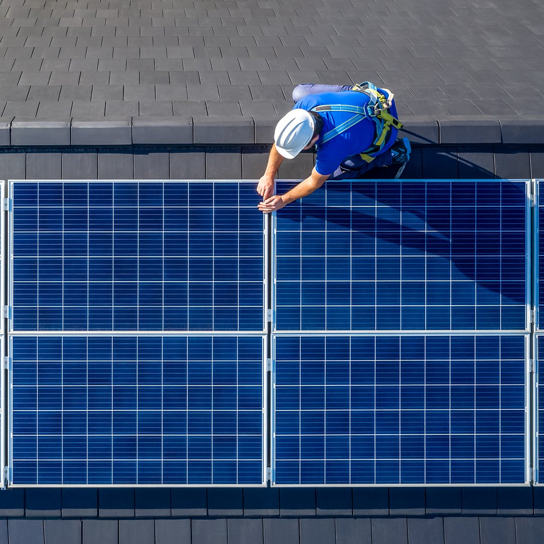 PECOconnect's tweet photo. PECO is actively working with our customers to expand solar adoption, providing innovative ways to support their efforts to install solar. The goal is to create a more stable solar market in PA through our solar credit procurement program. #SolarWeekPHL π https://t.co/5vpI85PD1p https://t.co/iq0eONS5pt