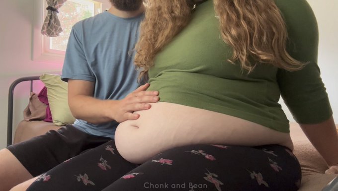 My belly is getting MASSIVE. New clip out tomorrow. https://t.co/AUonVeCtAv<a href="/tag/fatgirl"class="tags"><span>#fatgirl</span></a><a href="/tag/gaining"class="tags"><span>#gaining</span></a><a href="/tag/jiggle"class="tags"><span>#jiggle</span></a><a href="/tag/feedee"class="tags"><span>#feedee</span></a><a href="/tag/fatbelly"class="tags"><span>#fatbelly</span></a>