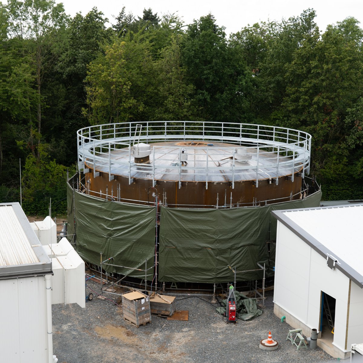 Wärmewende für Köln – RheinEnergie baut einen Fernwärmespeicher am Heizkraftwerk Merheim &gt;&gt; rheinenergie.com/de/unternehmen…