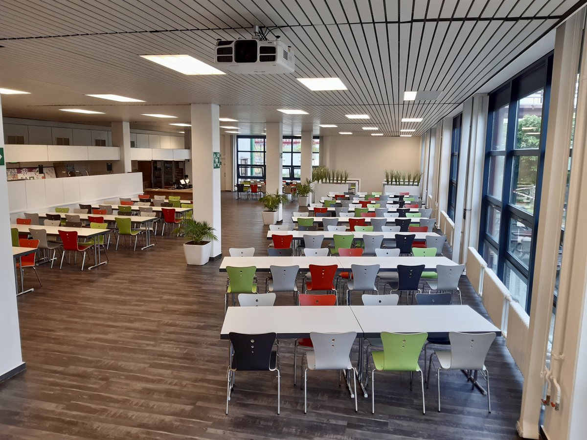 objektmoebel's tweet image. Vielen Dank an die Covestro Deutschland AG für die Bilder der neuen Objektmöbel in Brunsbüttel 😃Viel Spaß und gutes Sitzen mit unseren #chairs #tables #bartable und Barhockern 😉👍 #furnituredesign #object #office #openspace #madeingermany #handmade #nachhaltigkeit #wood