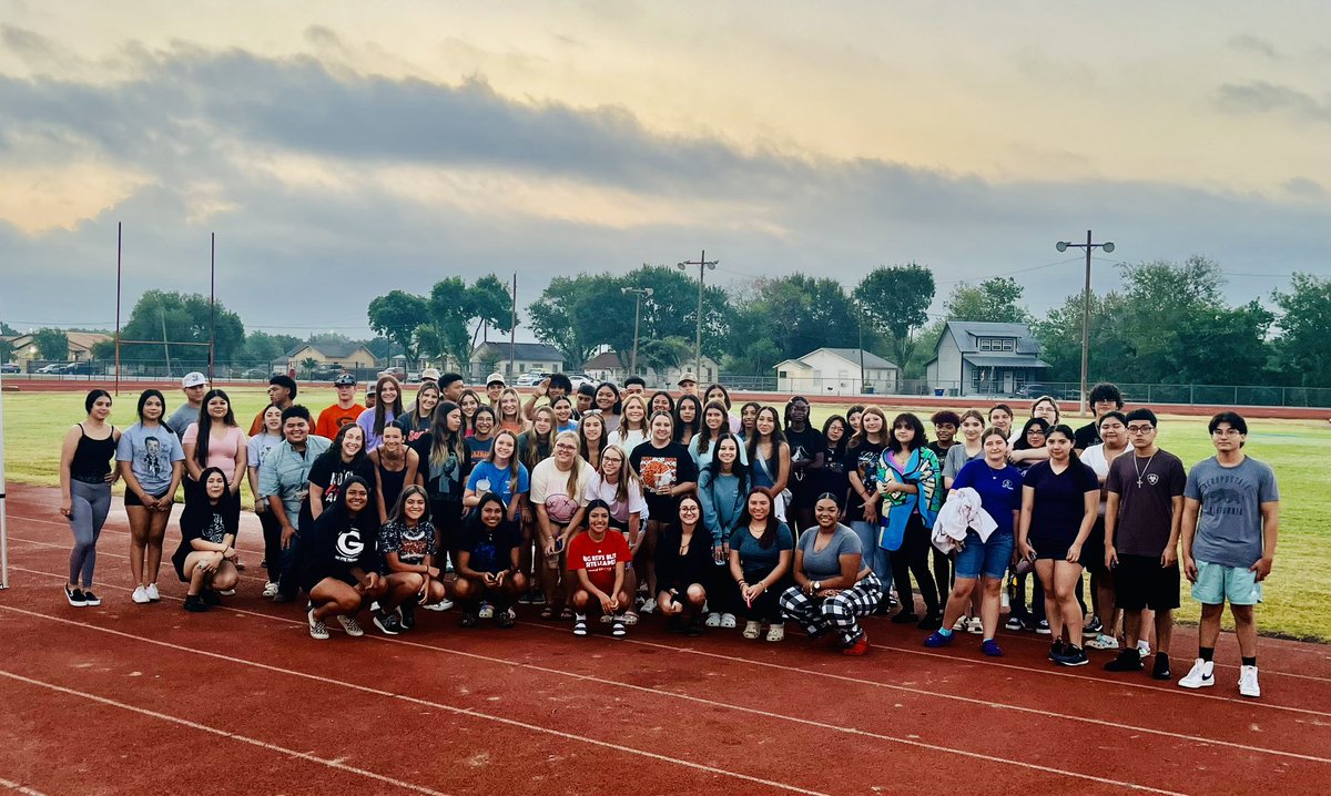 Gonzales HS Apaches tweet media