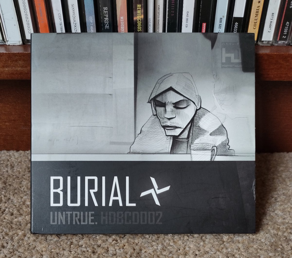 #5albumsSF3 
#NowPlaying 

Burial - Untrue 

Starting with a contender for my top spot. Always an amazing listen. 🎧🎧🙌🙌