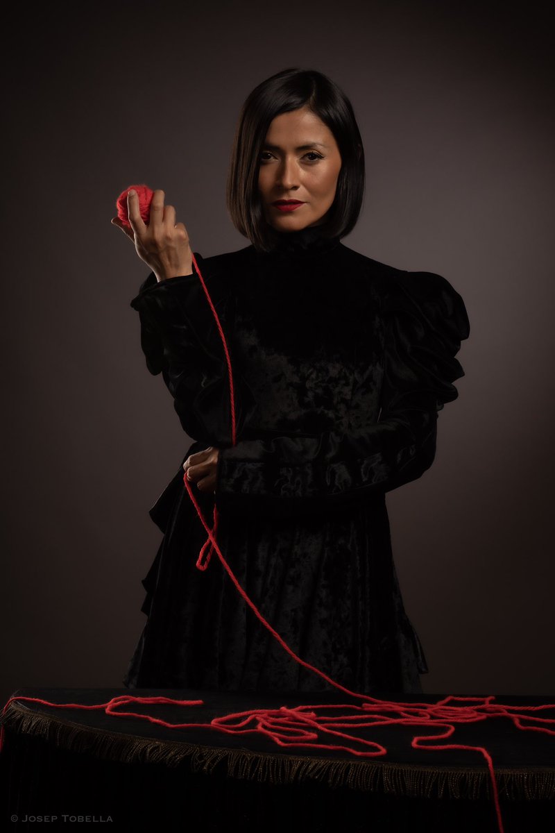 MagicaGisell's tweet photo. “Y este amor me conducirá a algún sitio...”
Haruki Murakami
#newact #elhilodeariadna
#bygisell #rehearsals #micromagia #actoteatral #magiadecerca #balls
In Working progress ❤️ https://t.co/RUQDDbrMt0